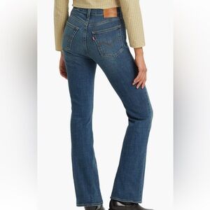 Levi's Women's 725 High Waisted Boot Cut Jeans